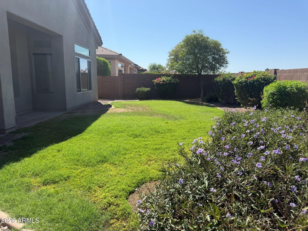 1953 W Eastman Court - Photo 24