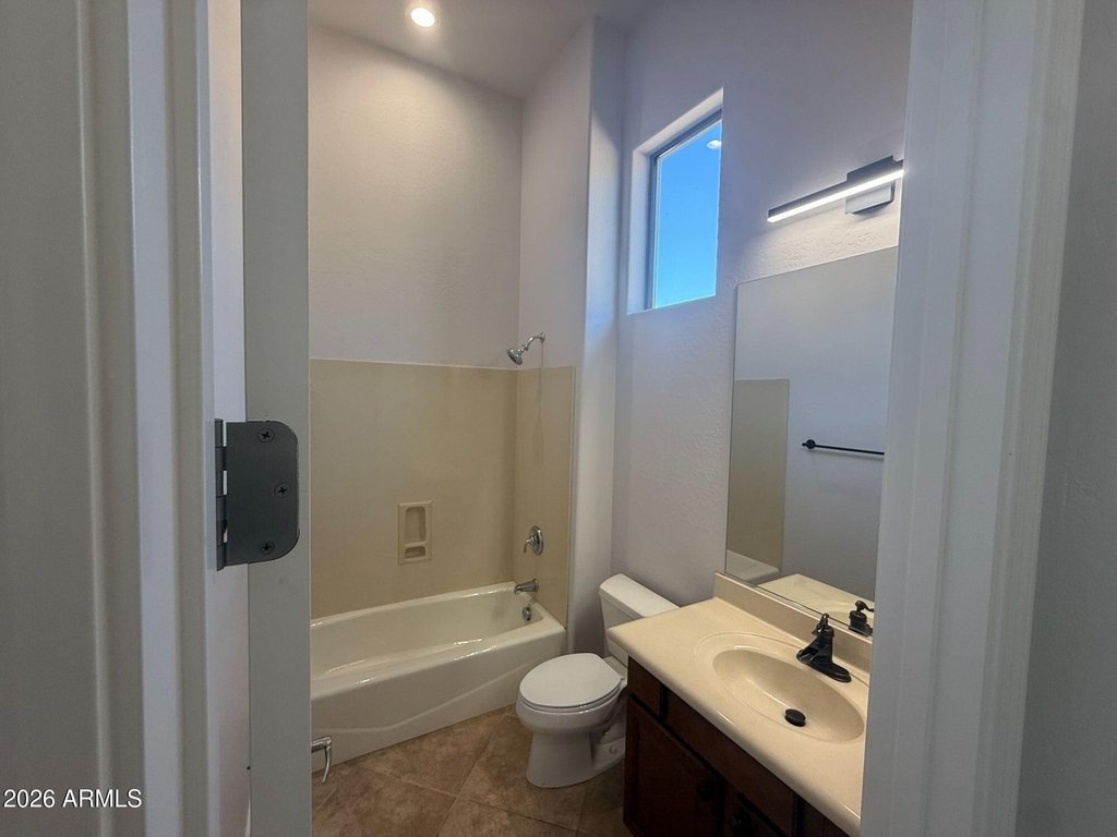 1953 W Eastman Court - Photo 29