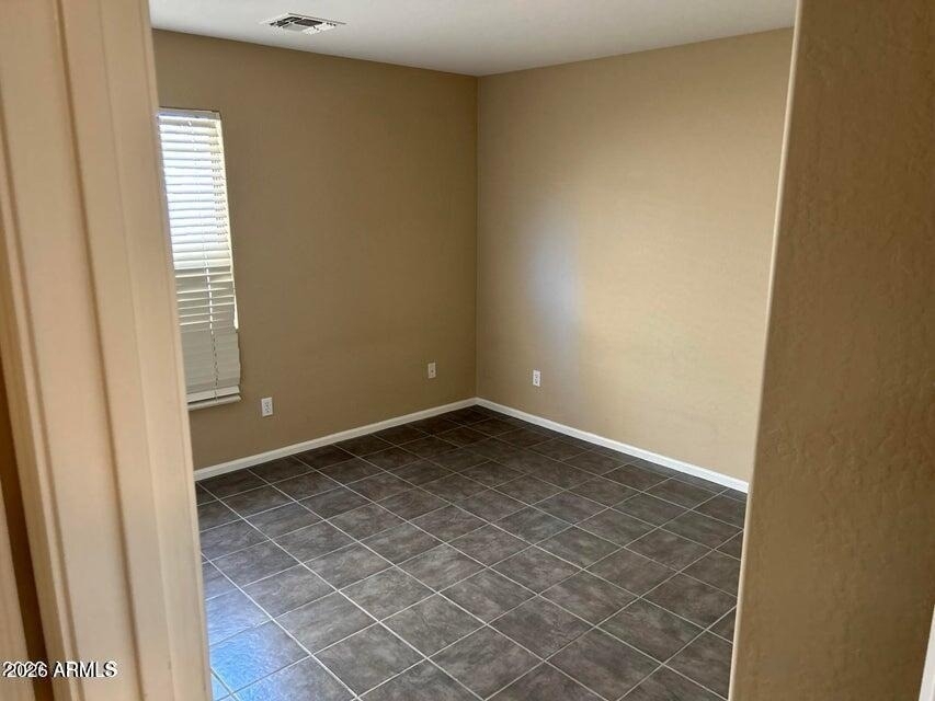 43591 W Colby Drive - Photo 2
