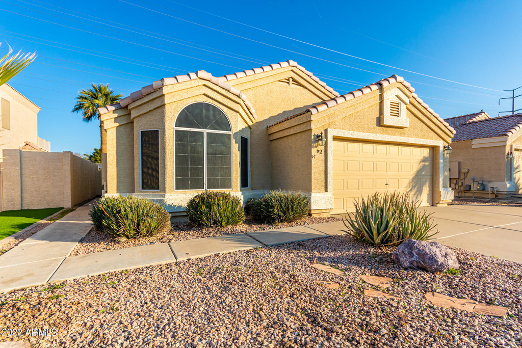 525 N Val Vista Drive - Photo 0