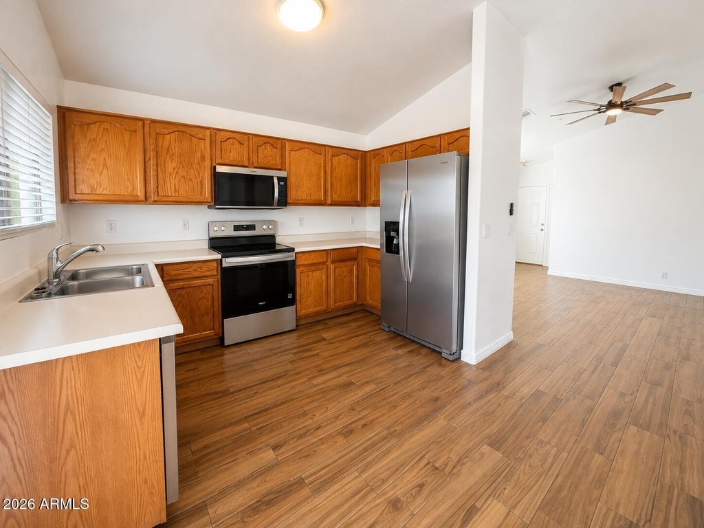 16538 N 158th Avenue - Photo 5