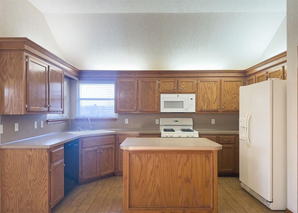 1633 Sw 32nd Street - Photo 7