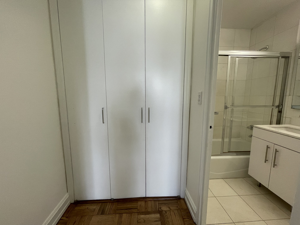 Copy of West 53rd and 8th Avenue - Photo 5