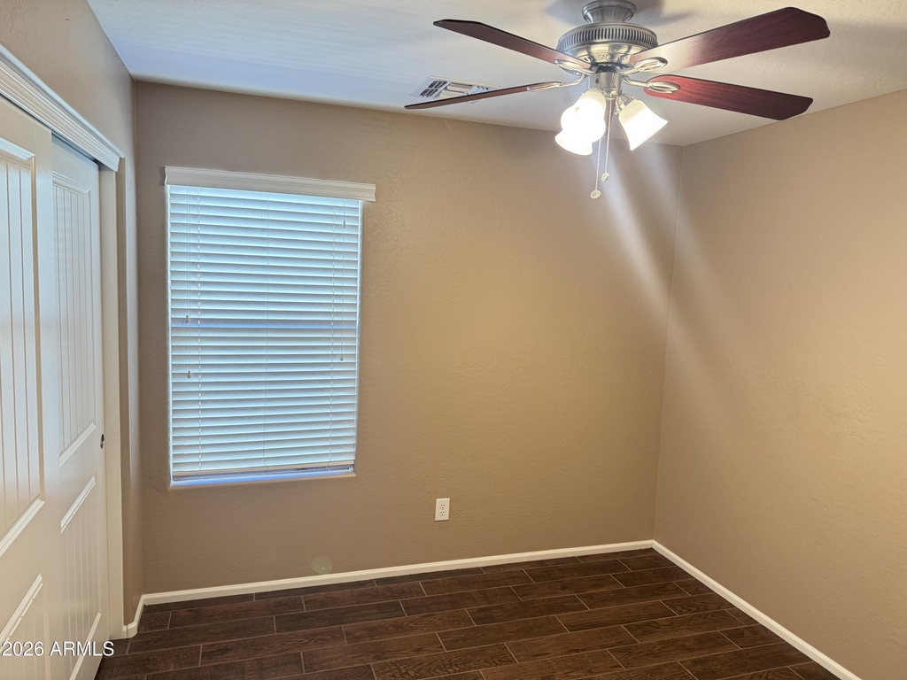28866 N Coal Avenue - Photo 11