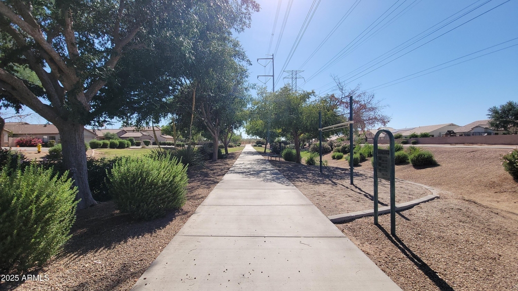 845 W Vaughn Avenue - Photo 29