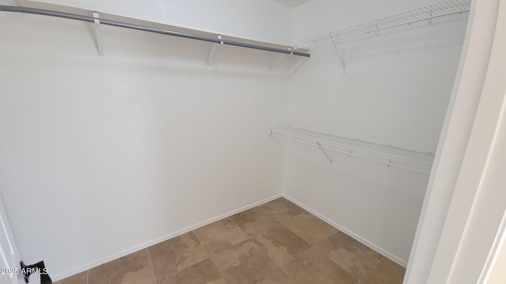 845 W Vaughn Avenue - Photo 20