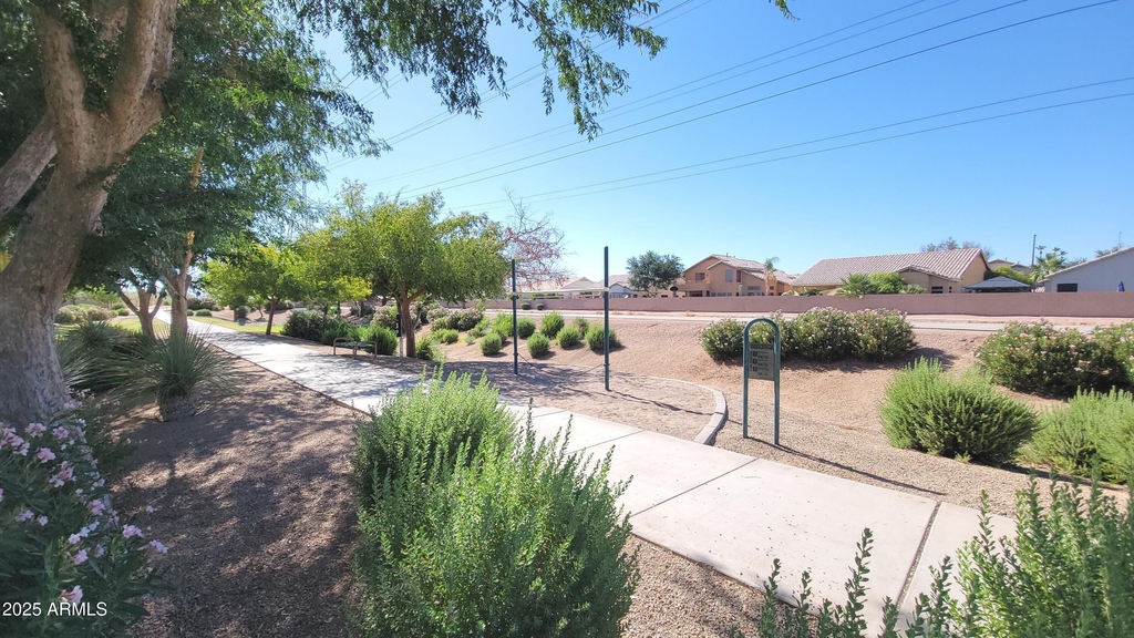 845 W Vaughn Avenue - Photo 30