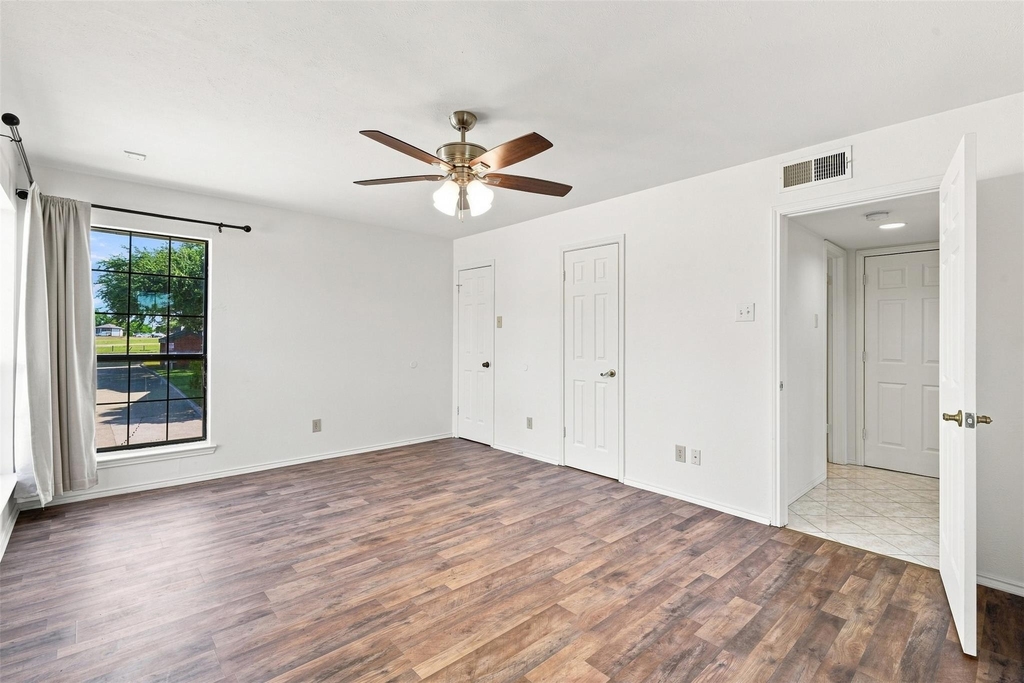 5909 Lake Hubbard Parkway - Photo 11