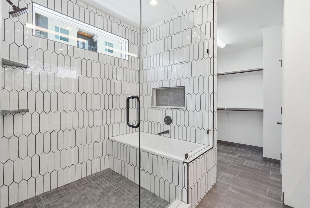 1525 Pecos - Photo 9