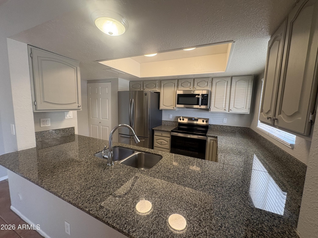 5808 W Mary Jane Lane - Photo 3