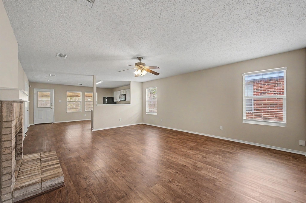 5225 Newcastle Lane - Photo 3