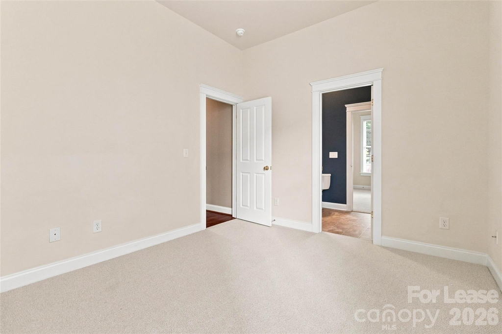 14035 Bankside Drive - Photo 17
