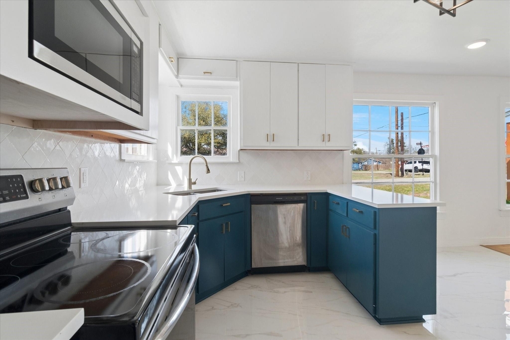 602 W Pecan Street - Photo 13