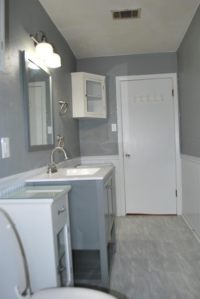 2604 W Johnson Street - Photo 6