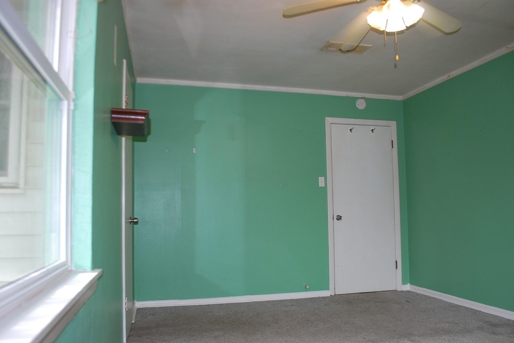 2604 W Johnson Street - Photo 10