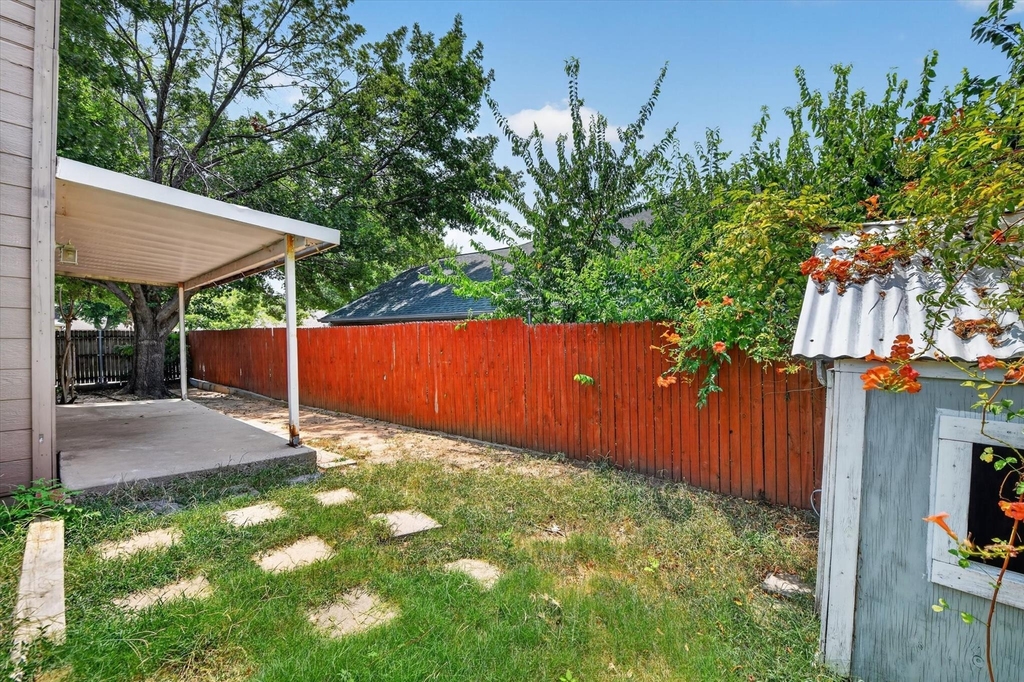 7001 Bentley Avenue - Photo 23