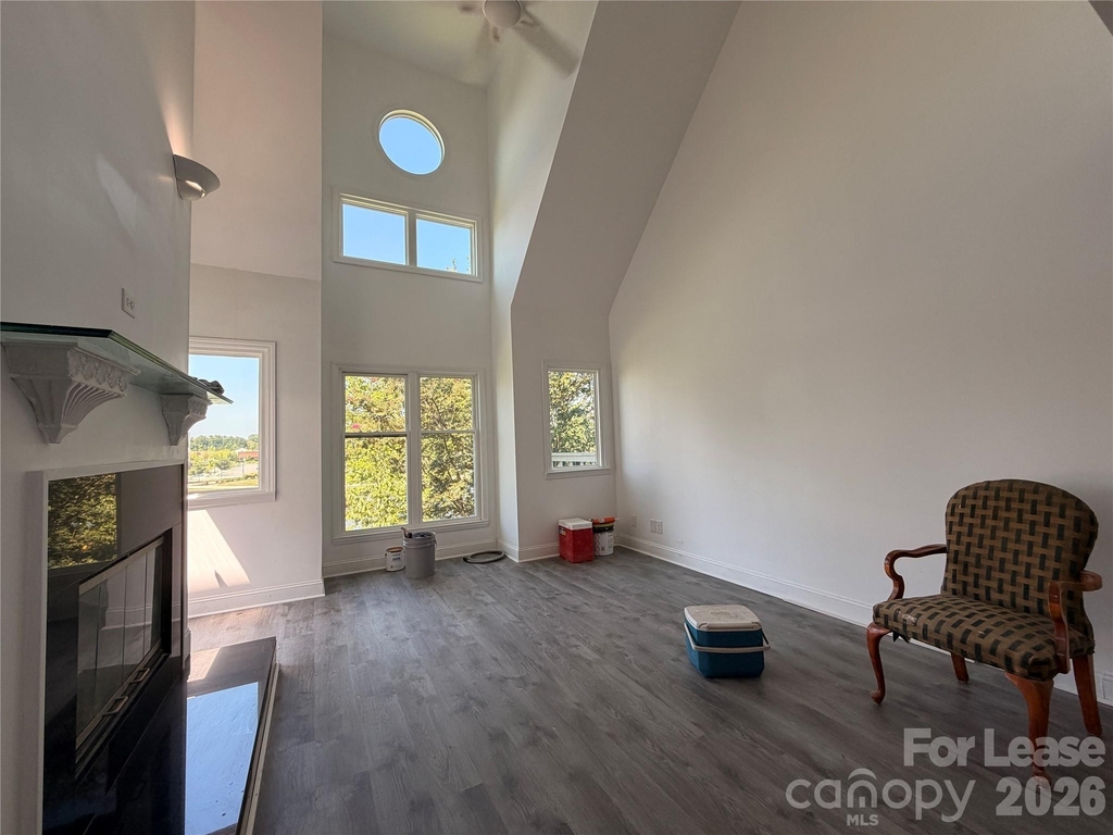 9039 J M Keynes Drive - Photo 6
