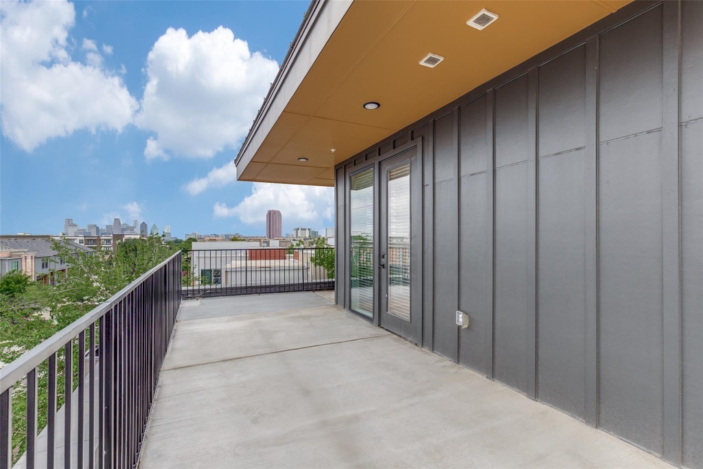 5215 Capitol Avenue - Photo 12