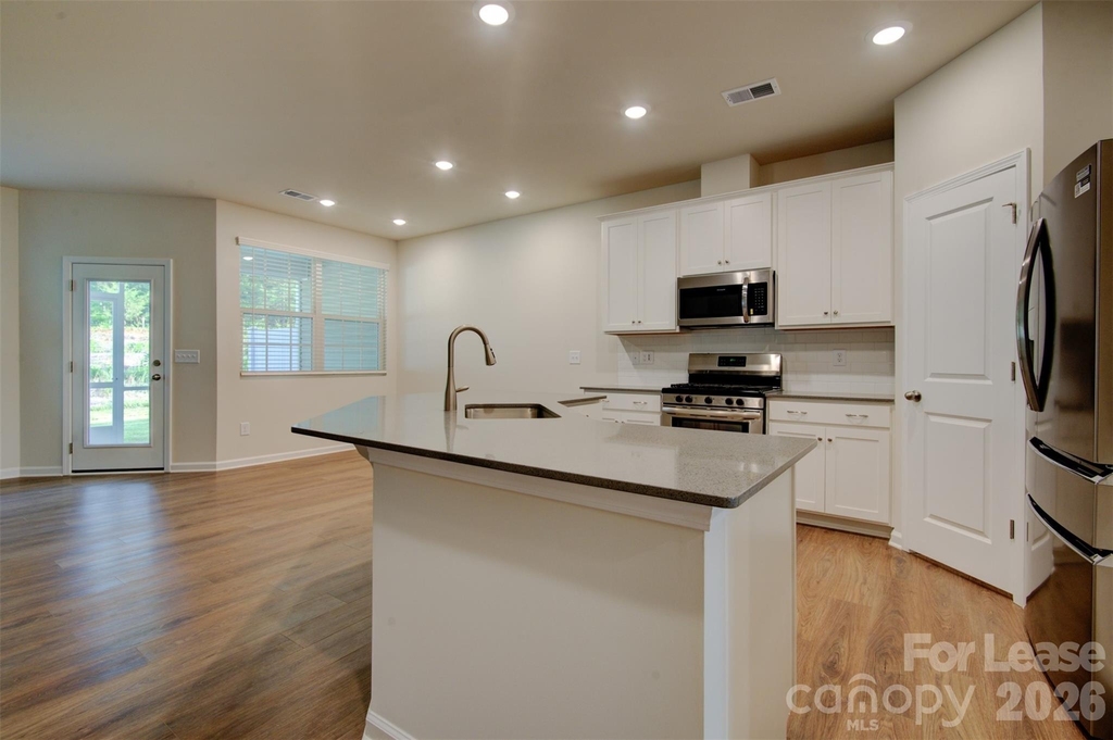14061 Castle Nook Drive - Photo 3