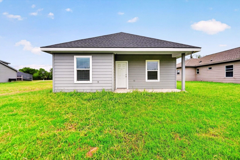 4607 Spencer Street - Photo 16