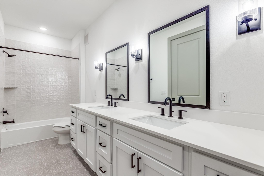 5215 Capitol Avenue - Photo 8