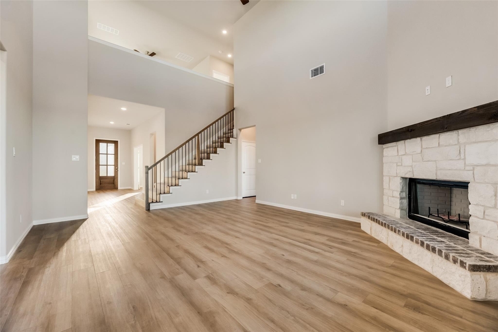 107 Yampa Court - Photo 2