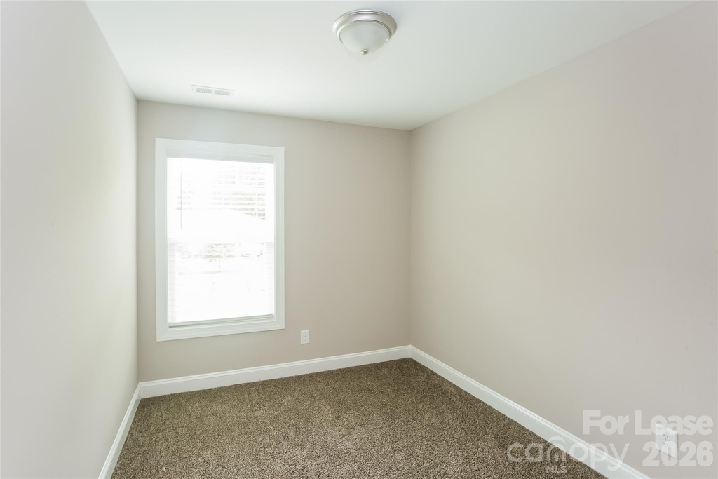 1105 Rosewood Avenue - Photo 11