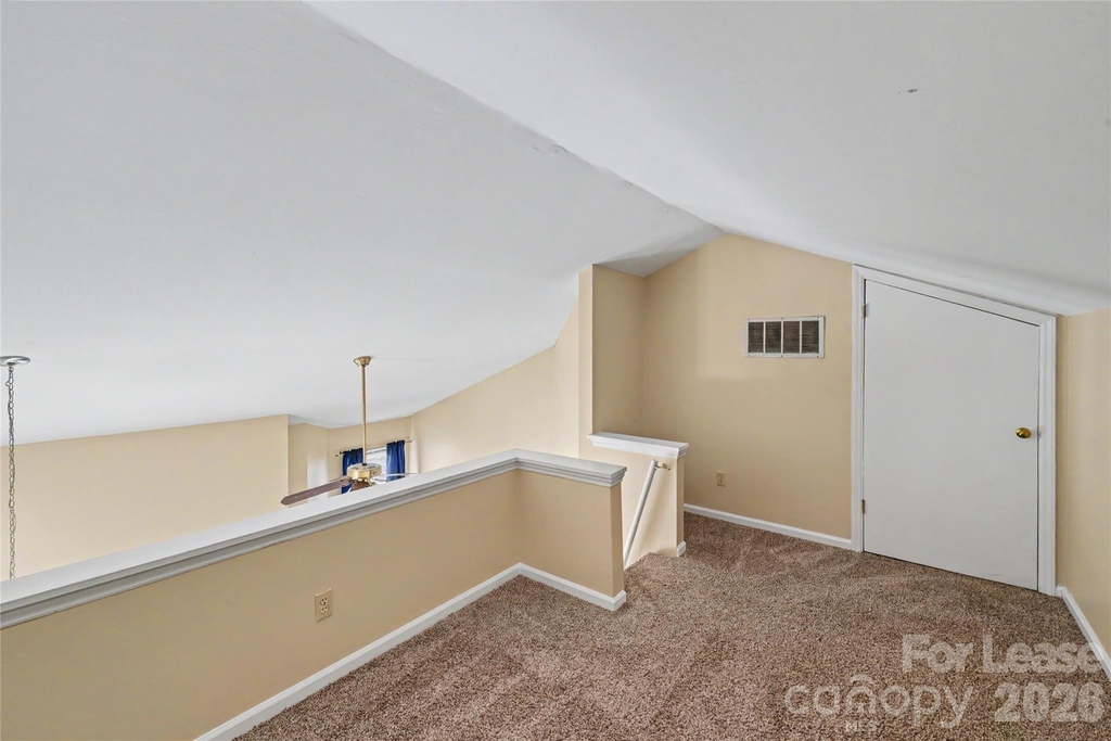 244 S Cedar Street - Photo 18