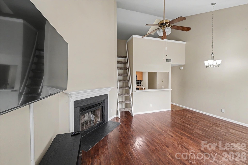 244 S Cedar Street - Photo 9