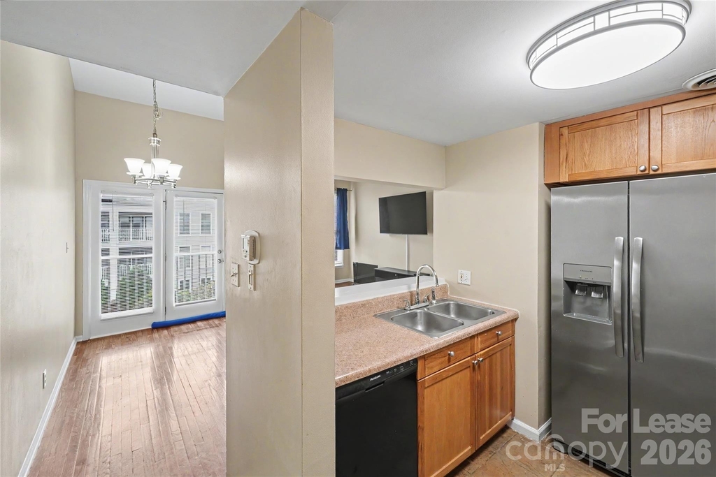 244 S Cedar Street - Photo 10