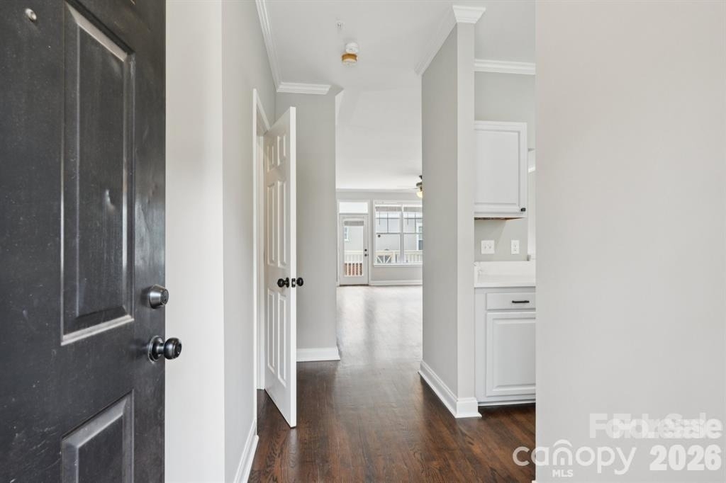 827 4th Street W - Photo 3