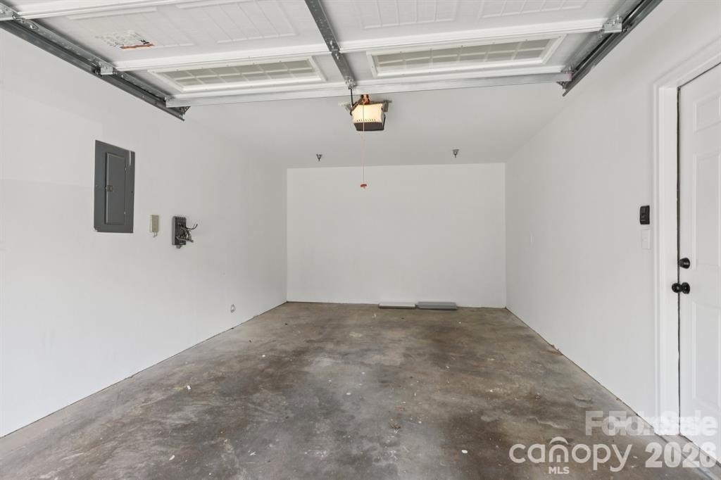 827 4th Street W - Photo 28