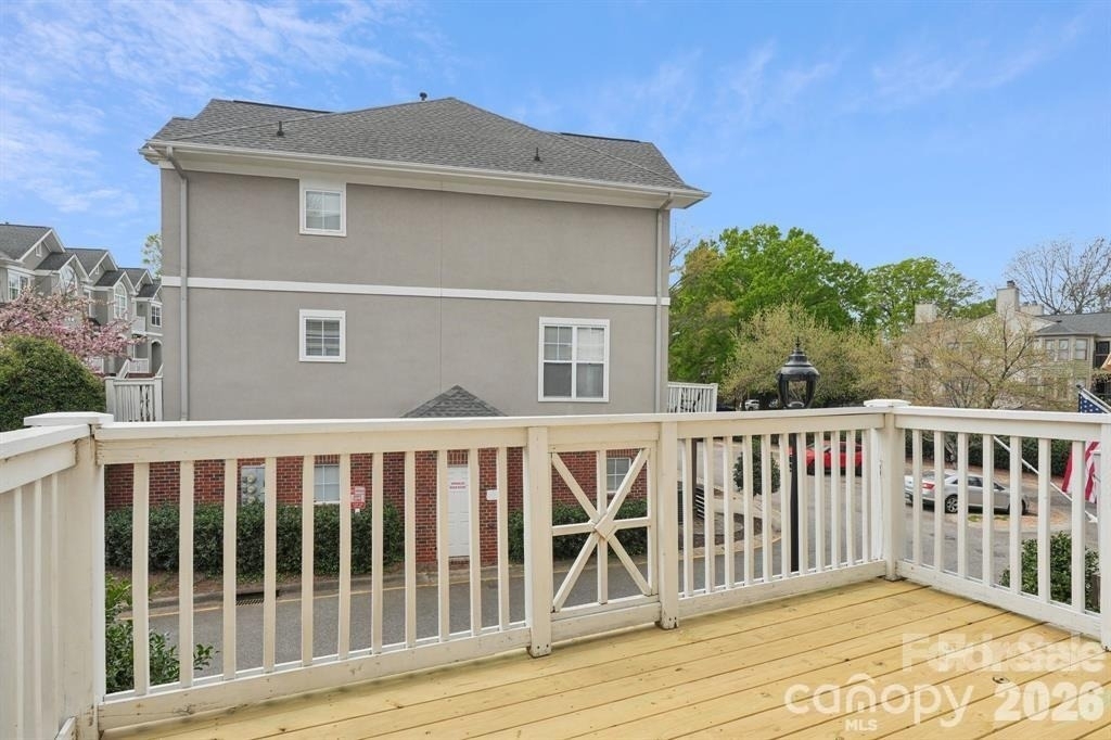 827 4th Street W - Photo 11