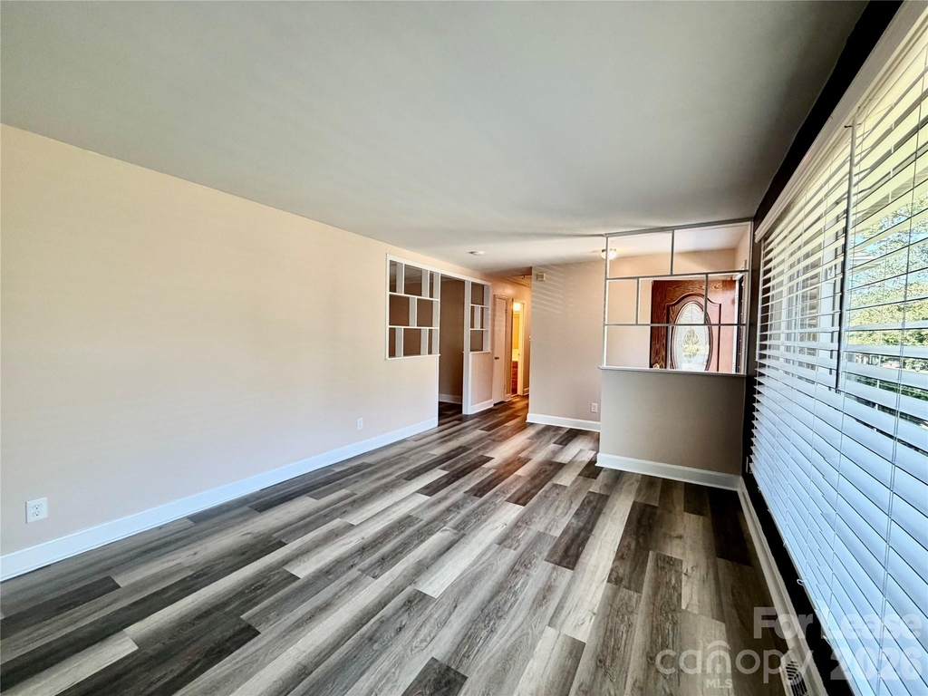 3132 Dawnshire Avenue - Photo 20