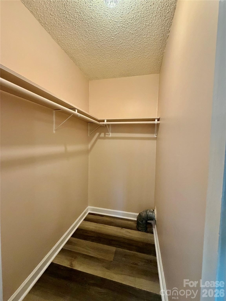 3132 Dawnshire Avenue - Photo 33