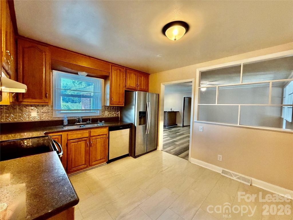 3132 Dawnshire Avenue - Photo 24