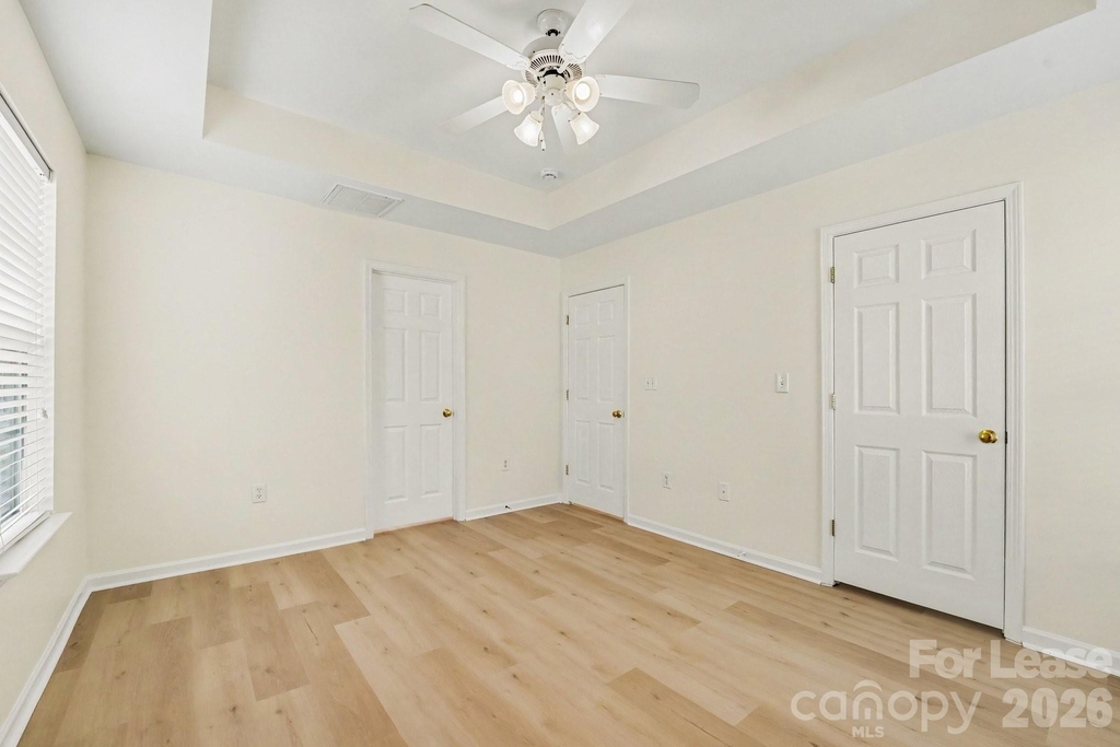 2163 Wexford Way - Photo 7