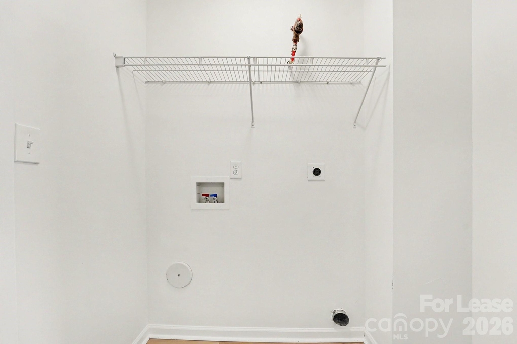 2163 Wexford Way - Photo 18
