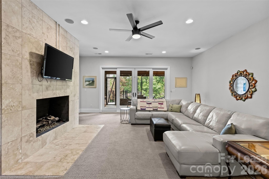 6032 Headlands Court - Photo 24