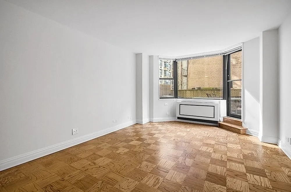 East 71st Street - Photo 0