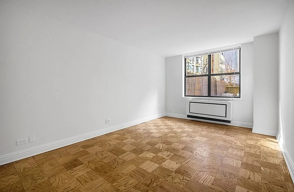 East 71st Street - Photo 2