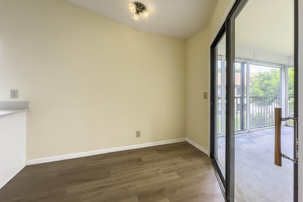 3362 Lucerne Park Drive - Photo 9