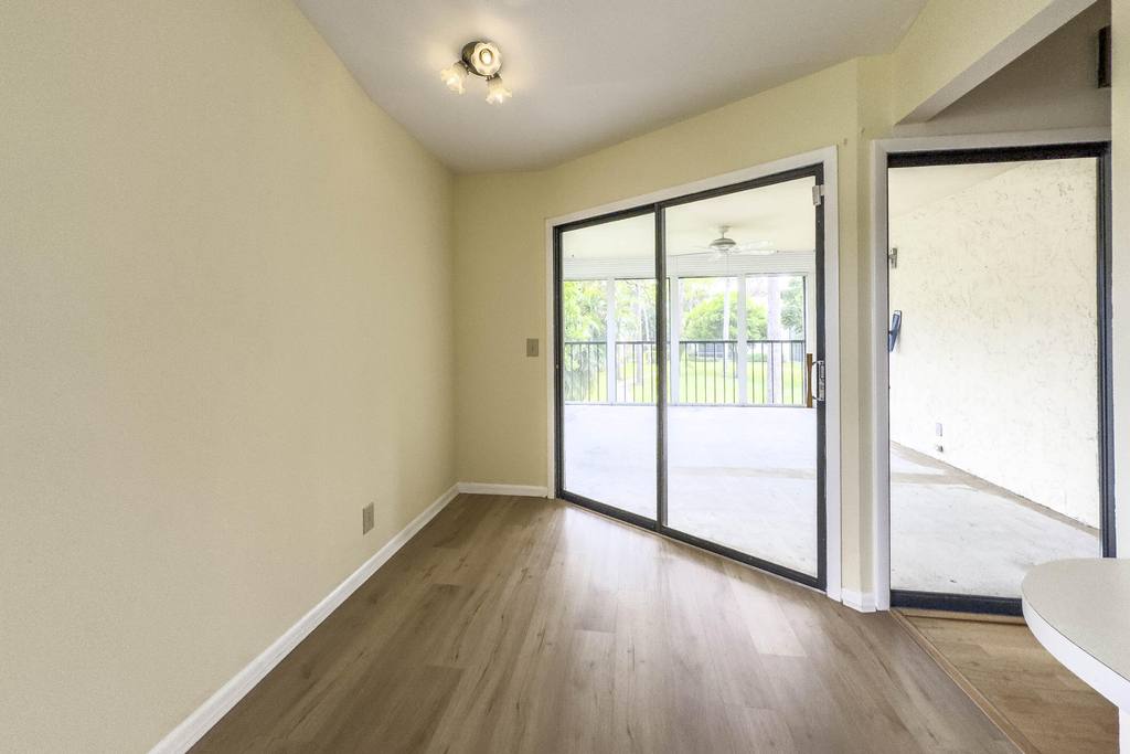 3362 Lucerne Park Drive - Photo 8
