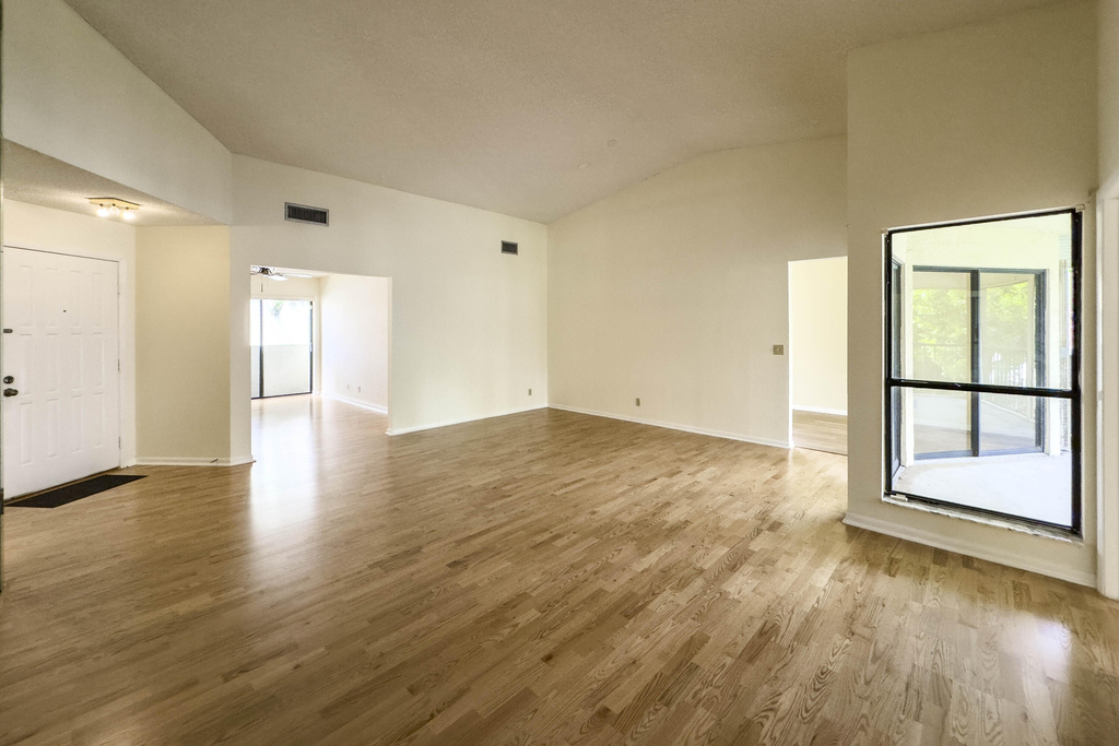 3362 Lucerne Park Drive - Photo 5