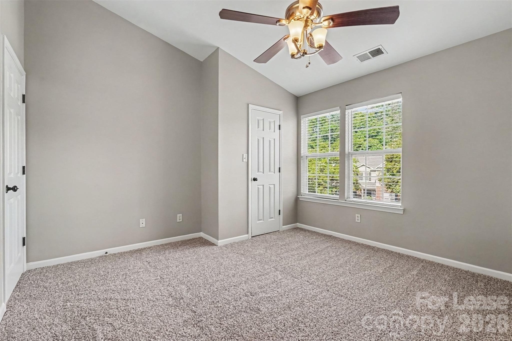 224 Ross Moore Avenue - Photo 12