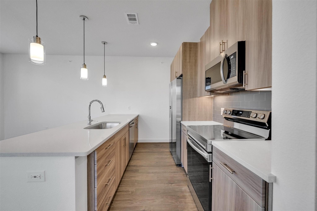 10030 Garland Road - Photo 5