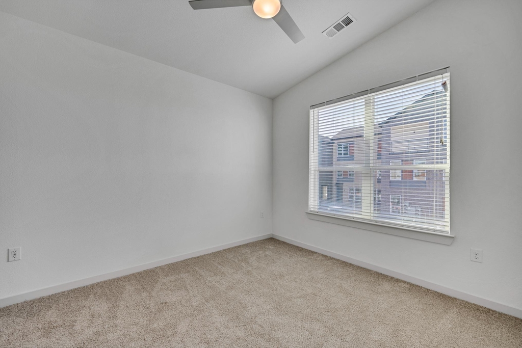 10030 Garland Road - Photo 22