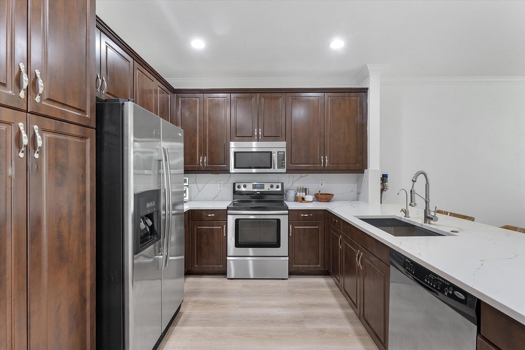 7783 Deercreek Court - Photo 8