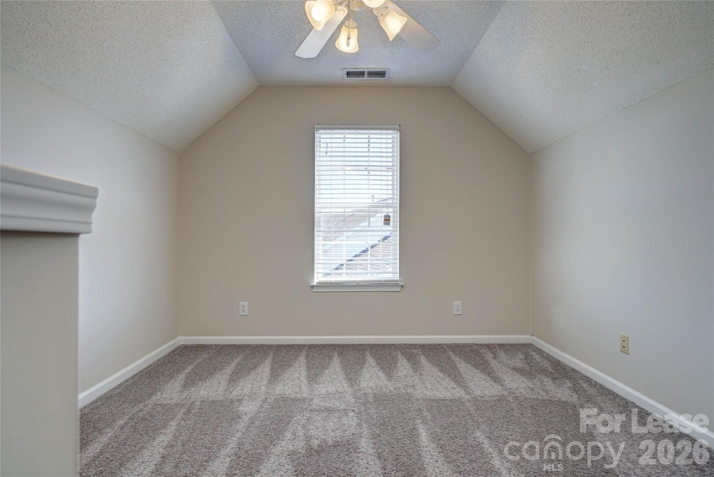 2034 Wexford Way - Photo 18