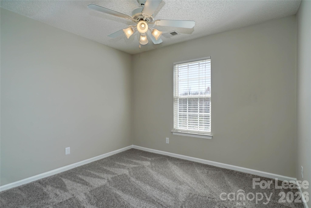 2034 Wexford Way - Photo 17